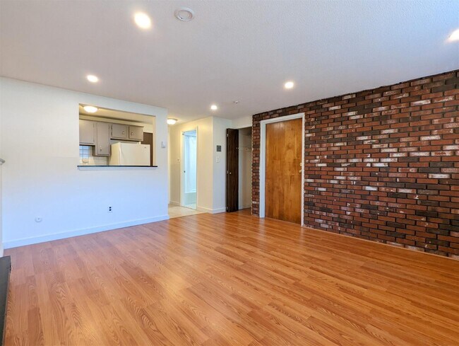 Foto del edificio - 101 Alpine St