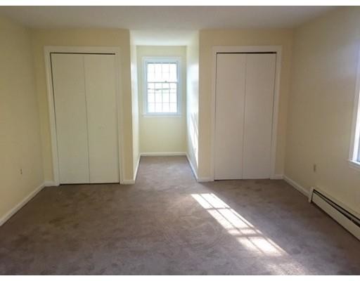 Building Photo - 15 Erikson Ln