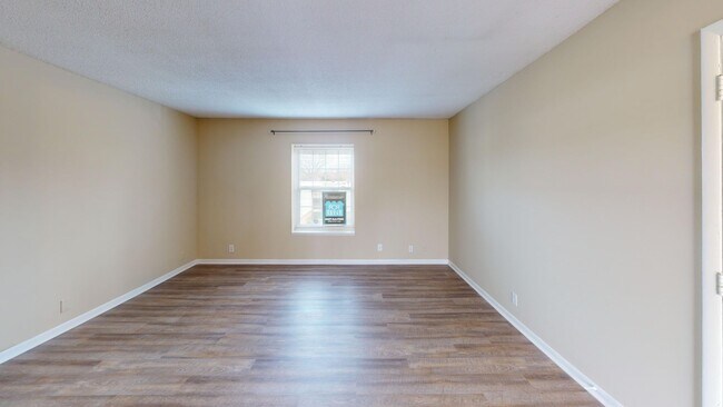 Foto del edificio - Cozy 2-BR Dilworth Condo - Move-In Ready!