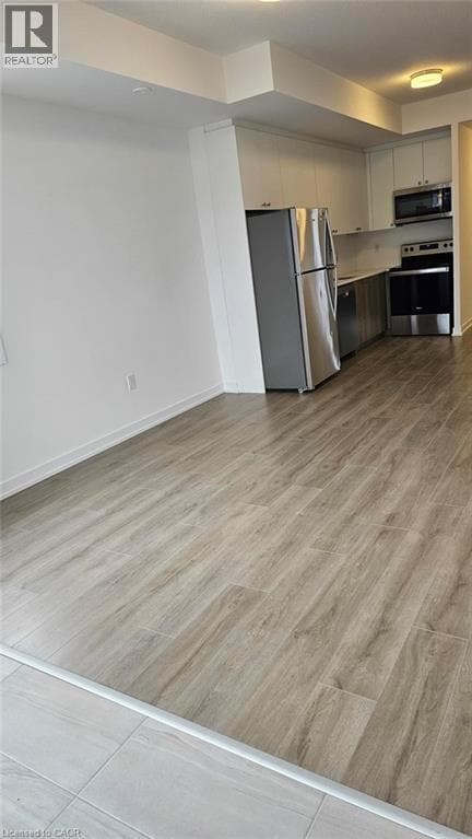 Building Photo - 40 Palace St