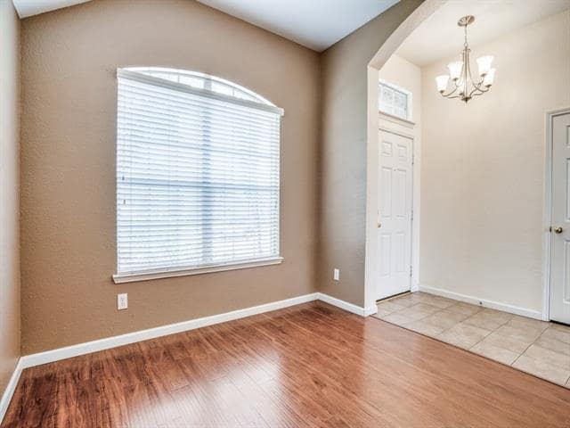 Building Photo - 5813 Pinyon Dr