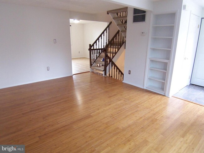Building Photo - 2029 Gallows Rd
