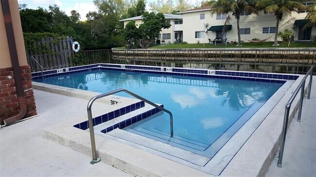Foto del edificio - 1401 NE 57th Pl