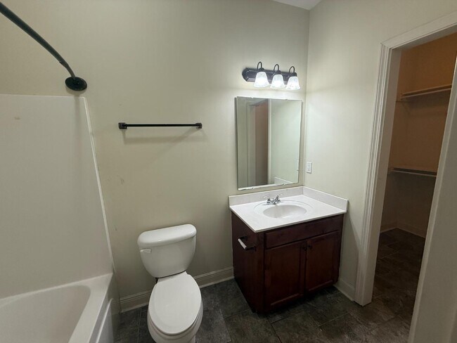 Foto del edificio - 360 Acadia Lp