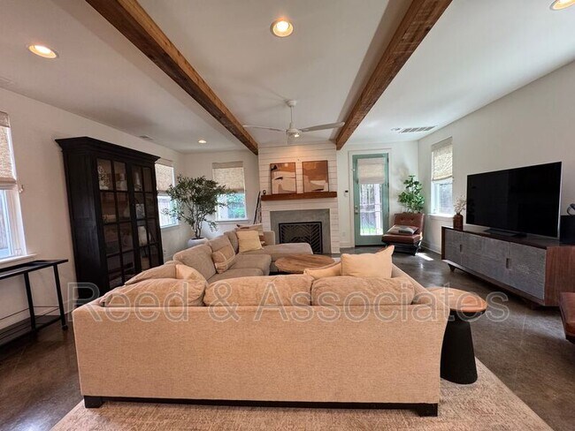 Foto del edificio - 1080 Blythe St