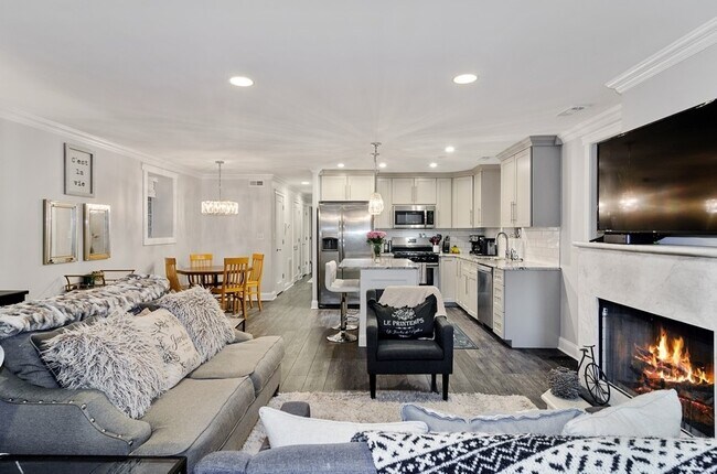 Foto del edificio - 1342 W Webster Ave