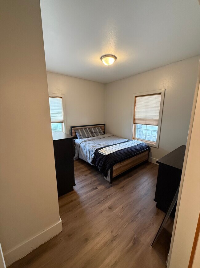 Foto del edificio - 306 D Ave