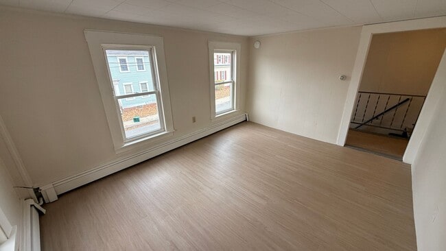 Interior Photo - 3-5 Durrell Street