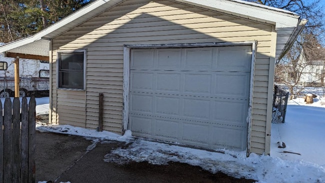 Foto del edificio - 1721 Mershon St