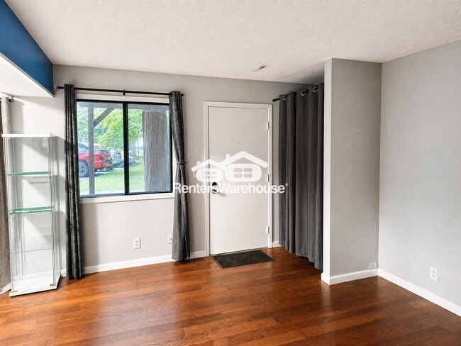 Building Photo - 2775 Upland Ct