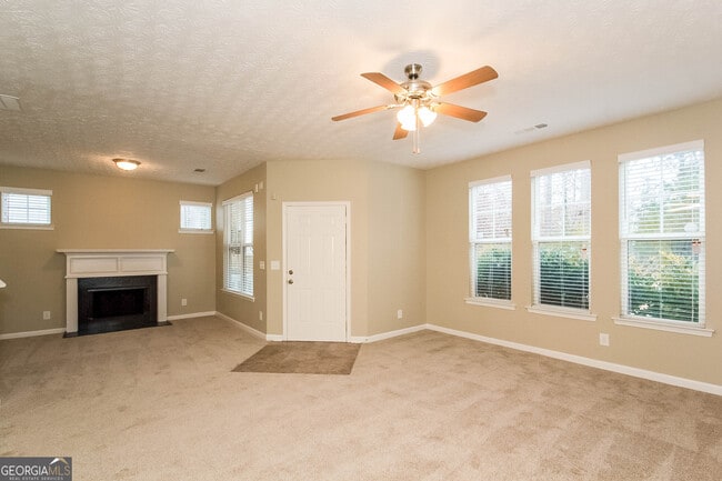 Building Photo - 4681 Highpoint Ln