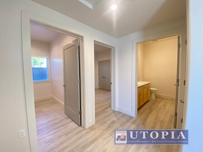 Foto del edificio - Newly Built 3Bd/2Ba Townhouse Style Home w...