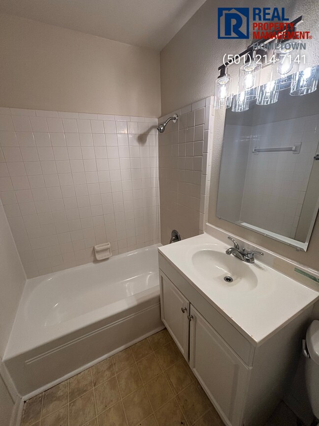 Foto del edificio - 3415 Town Country Ave