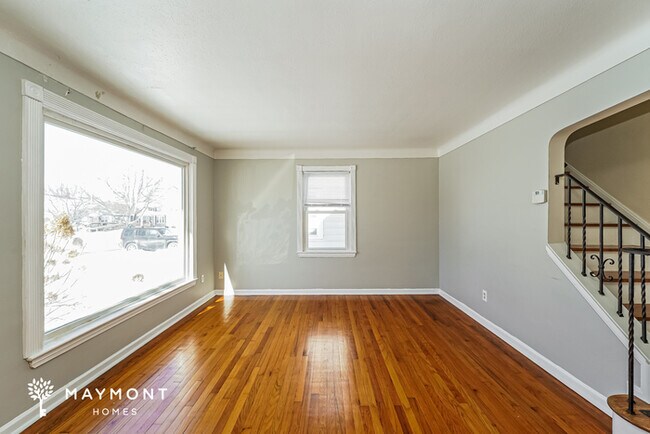 Foto del edificio - 1557 Woodrow Ave