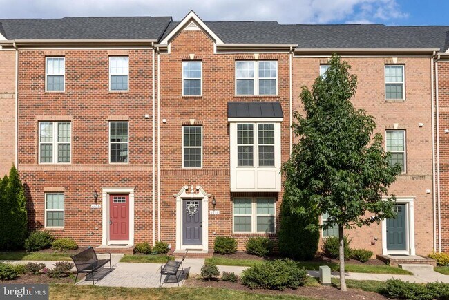Foto del edificio - 4658 Hudson St