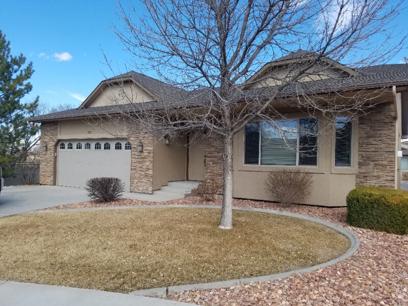 Foto principal - 725 Woodridge Court