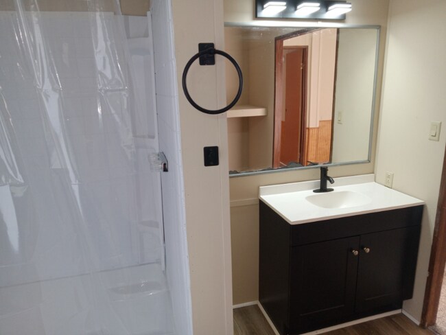 Foto del edificio - 53 Windsong Ln