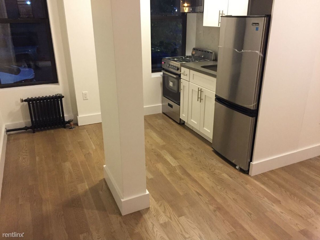 Foto principal - 2106 Regent Pl
