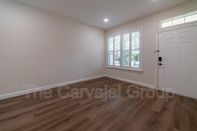 Foto del edificio - 13639 Cepheus Dr