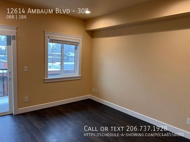 Photo - 12614 Ambaum Blvd SW Apartment