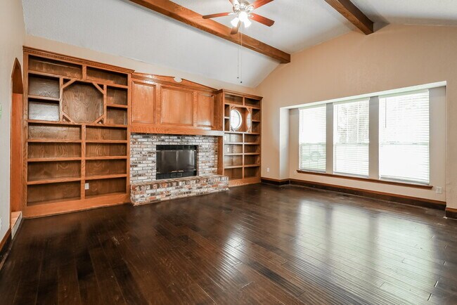 Building Photo - 11225 Glendover Ct