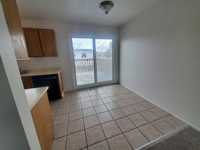 Photo - 4735 Wedgecliffe Dr House