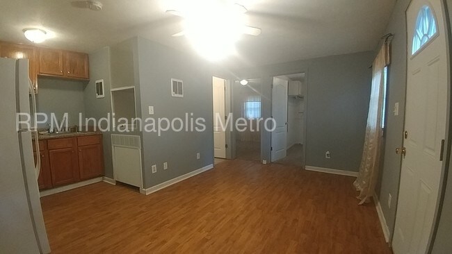 Foto del edificio - 1325 S Lynhurst Dr