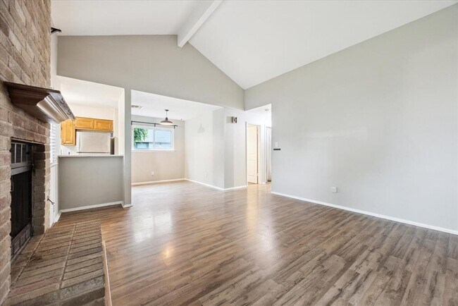 Building Photo - 12817 Hymeadow Dr