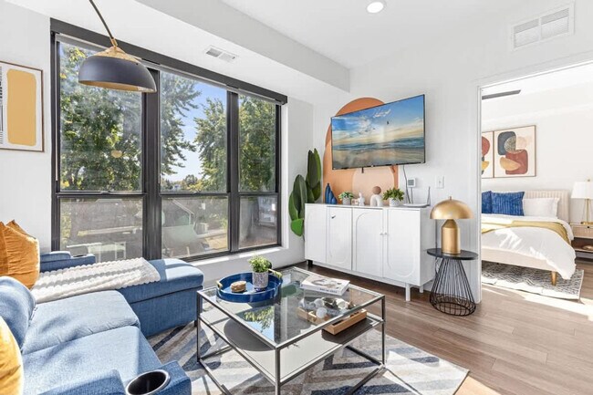 Foto del edificio - 338 NE 2nd St