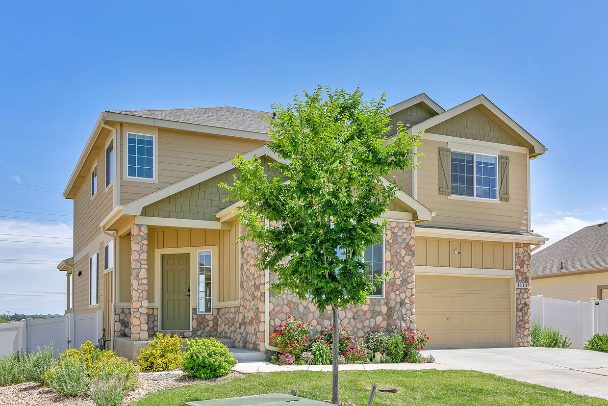 Foto principal - 1308 84th Ave