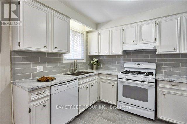 Building Photo - 277 Huntsmill Blvd