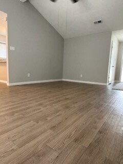 Foto del edificio - 7615 Woodland W Dr