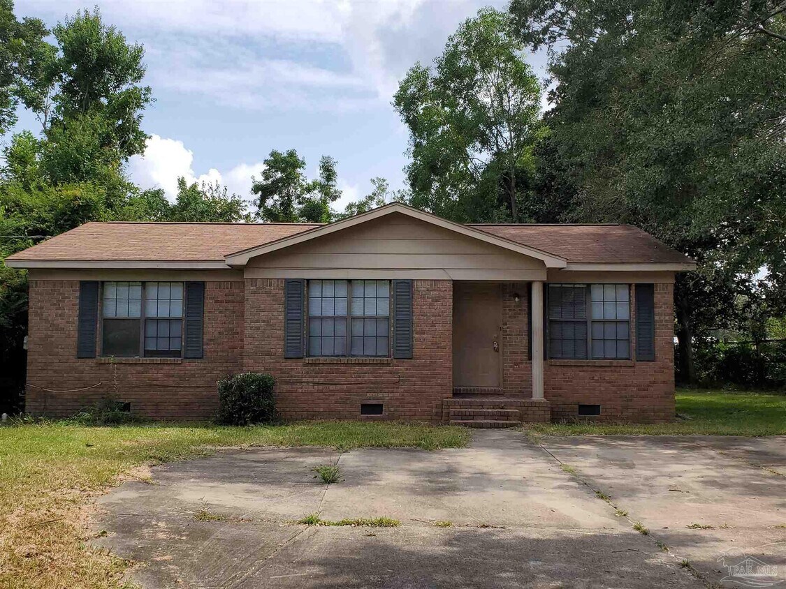 412 Hancock Ln, Pensacola, FL 32503 House Rental in Pensacola, FL