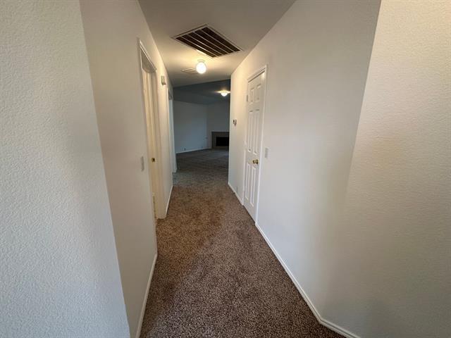 Foto del edificio - 8255 Horse Whisper Ln