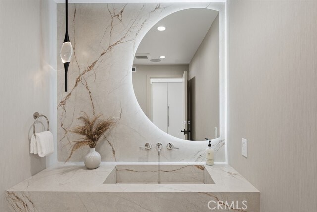 Foto del edificio - 2638 Zorada Dr