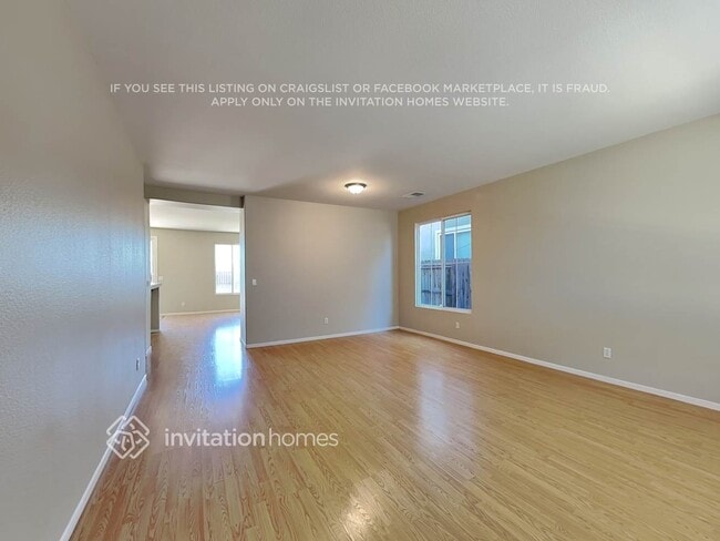 Foto del edificio - 573 Silver Saddle Dr