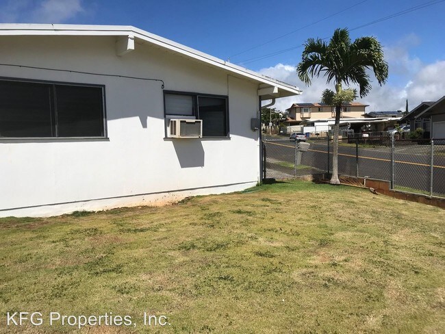 Foto del edificio - 3 br, 2 bath House - 2370 Auhuhu St