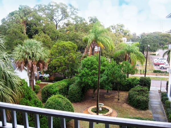 Foto del edificio - Sans Souci Apartments