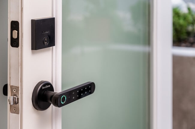 keyless entry - 972 Garrow Dr