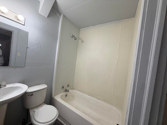 Foto del edificio - 1137-1 Walnut-