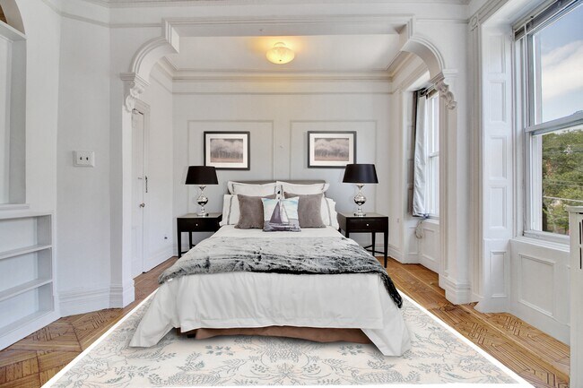 Bedroom - 934 Hudson St