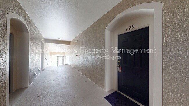 Foto del edificio - 7990 Baymeadows Rd E