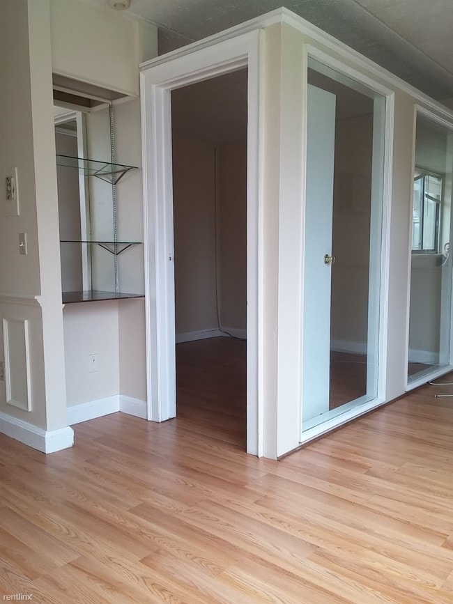 Building Photo - 100 Resolute Cir