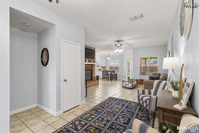 Foto del edificio - 5411 Forest Cove Dr
