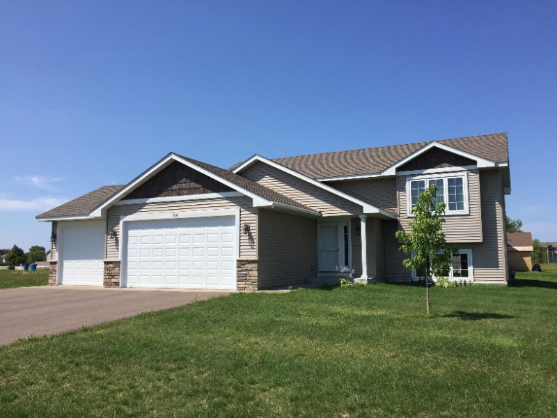 Foto principal - 1061 Taft St S
