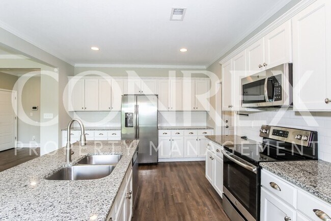 Foto del edificio - 751 Houston Lake Drive