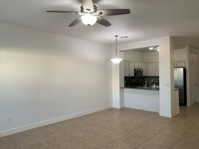 Foto del edificio - **MOVE-IN SPECIAL 50% OFF MOVE-IN MONTH!!!!** Ready Now!! 3BR 2.5BA located in Chandler - Cross S...