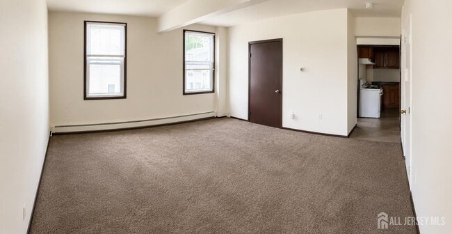 Building Photo - 307 Rock Ave