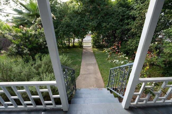 Front Yard - 2428 California Ave