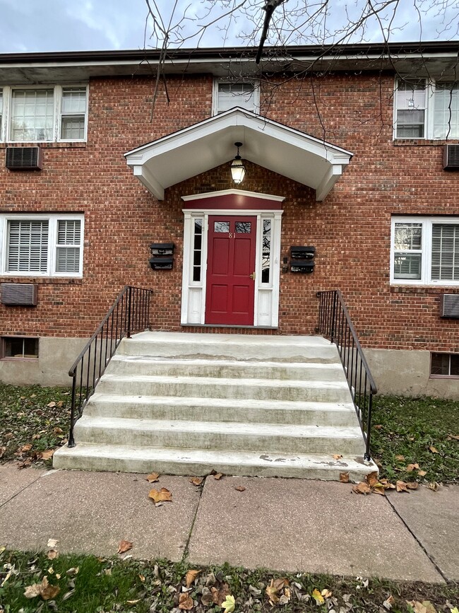 Photo - 81 Charter Oak St Apartments